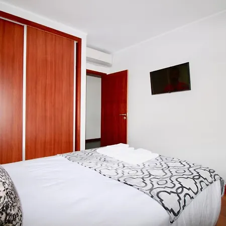 Ferienwohnung Fuer 6 Personen Ca 110 Qm In Cmara De Lobos, Madeira Suedkueste Von Madeira Apartment Camara de Lobos