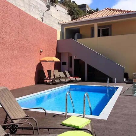 Ferienwohnung Fuer 6 Personen Ca 110 Qm In Cmara De Lobos, Madeira Suedkueste Von Madeira Apartment *