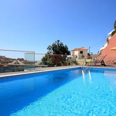 Apartment Ferienwohnung Fuer 6 Personen Ca 110 Qm In Cmara De Lobos, Madeira Suedkueste Von Madeira